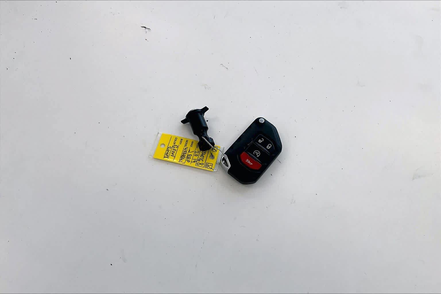 Used 2019 Jeep Wrangler Unlimited Rubicon AWD/4WD image 13