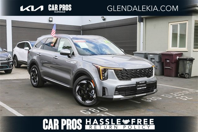 Certified 2025 Kia Sorento EX w/ EX Panoramic Sunroof Package