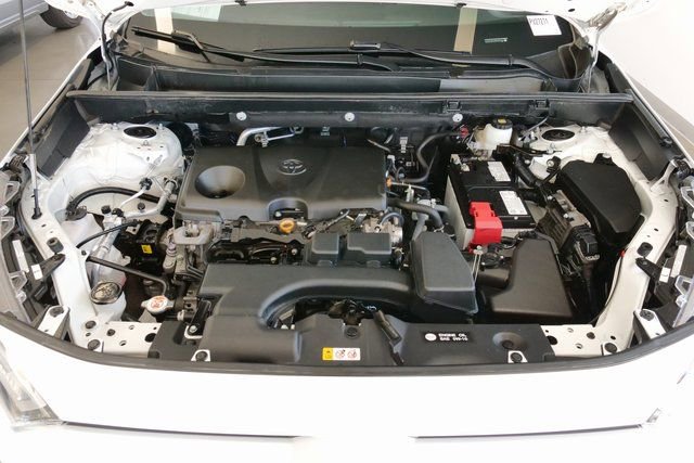 Used 2024 Toyota RAV4 XLE image 9
