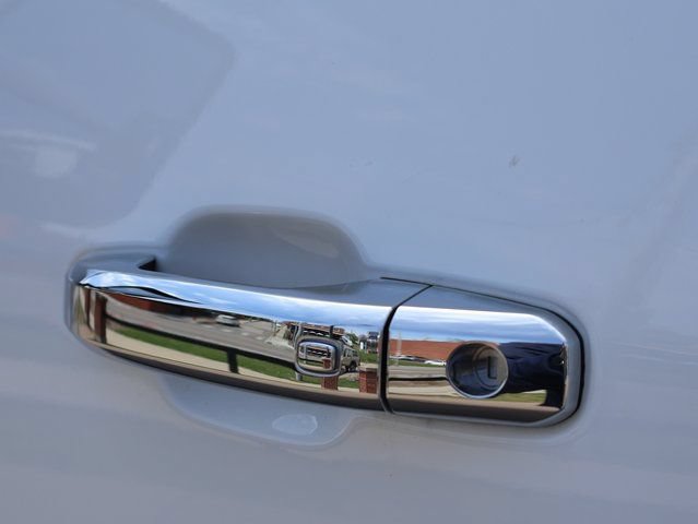 Certified 2024 Chevrolet Silverado 2500 LTZ AWD/4WD image 26