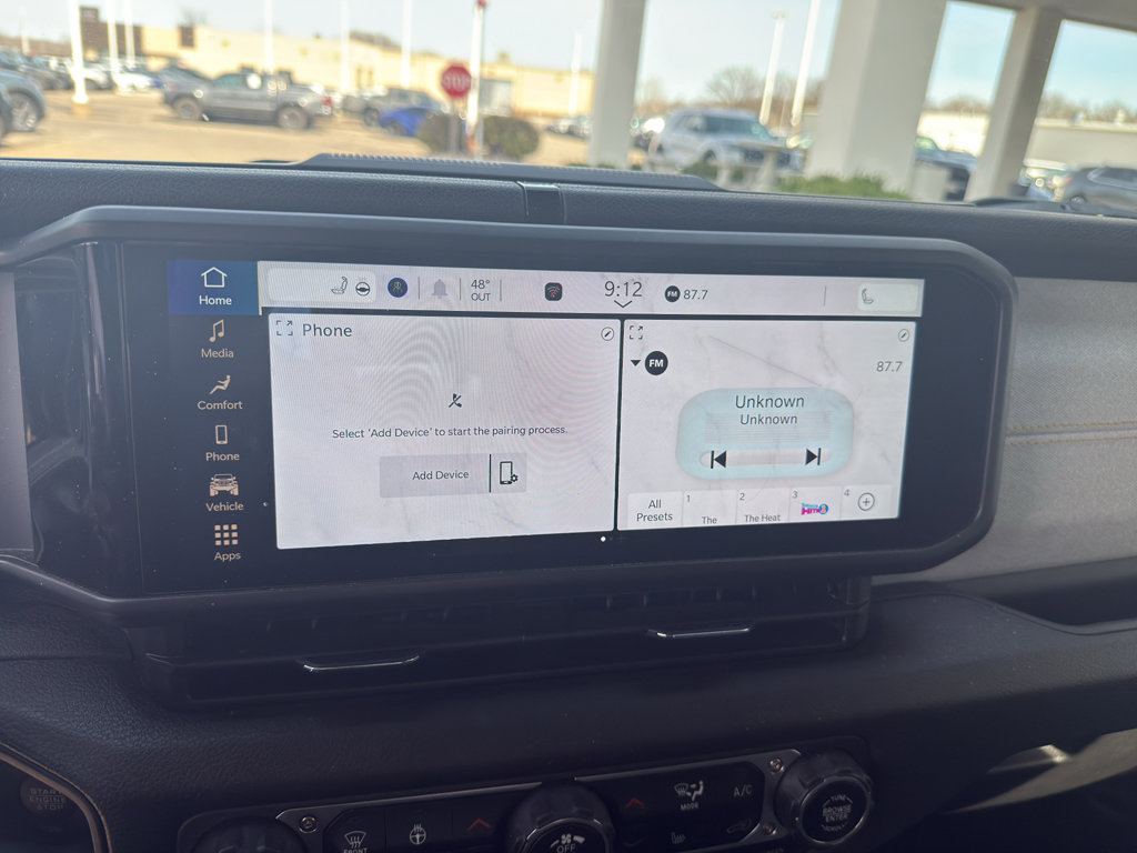 Used 2024 Jeep Gladiator Willys image 10