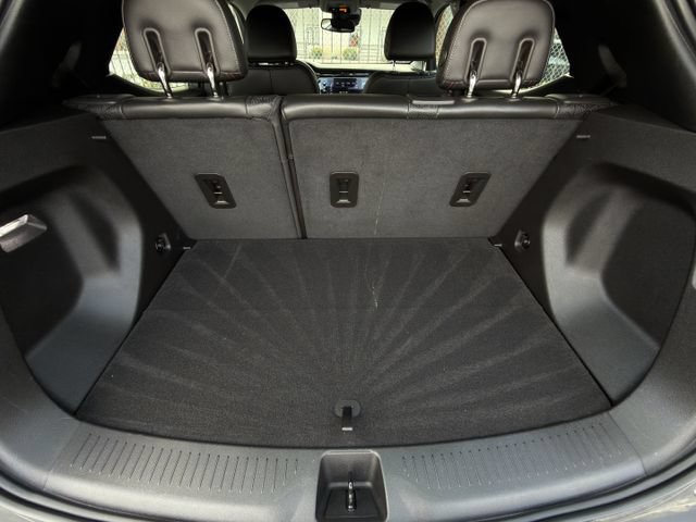 Certified 2023 Chevrolet Bolt EUV LT w/ Convenience Package FWD image 31