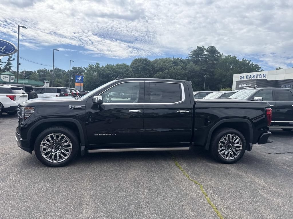 Used 2023 GMC Sierra 1500 Denali Ultimate AWD/4WD image 2