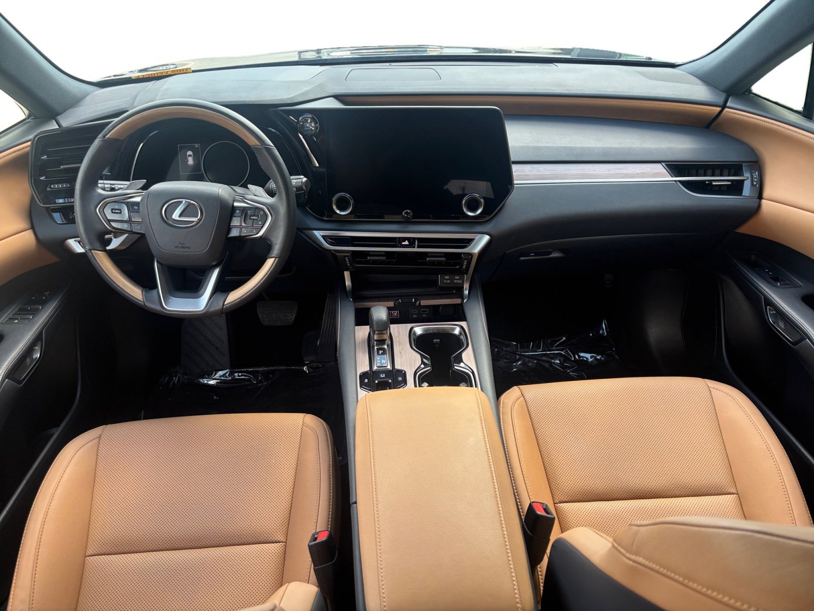 Used 2024 Lexus RX 350 Premium w/ Accessory Package (Z1) image 10