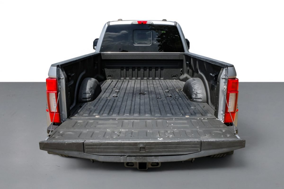 Used 2022 Ford F450 Platinum w/ FX4 Off-Road Package AWD/4WD image 59