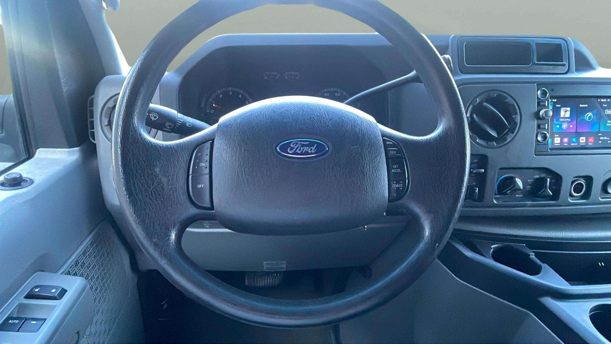 Used 2009 Ford E-350 and Econoline 350 XL image 22