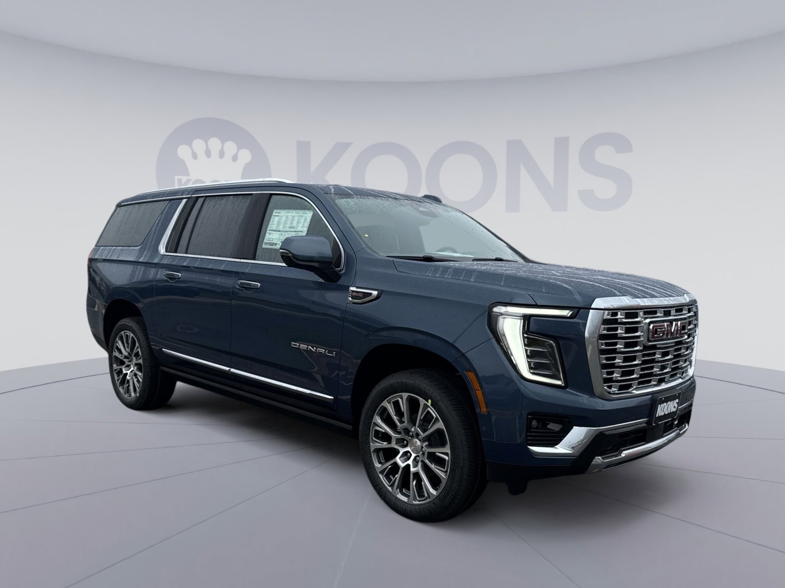 New 2026 GMC Yukon XL Denali w/ Denali Reserve Package image 10