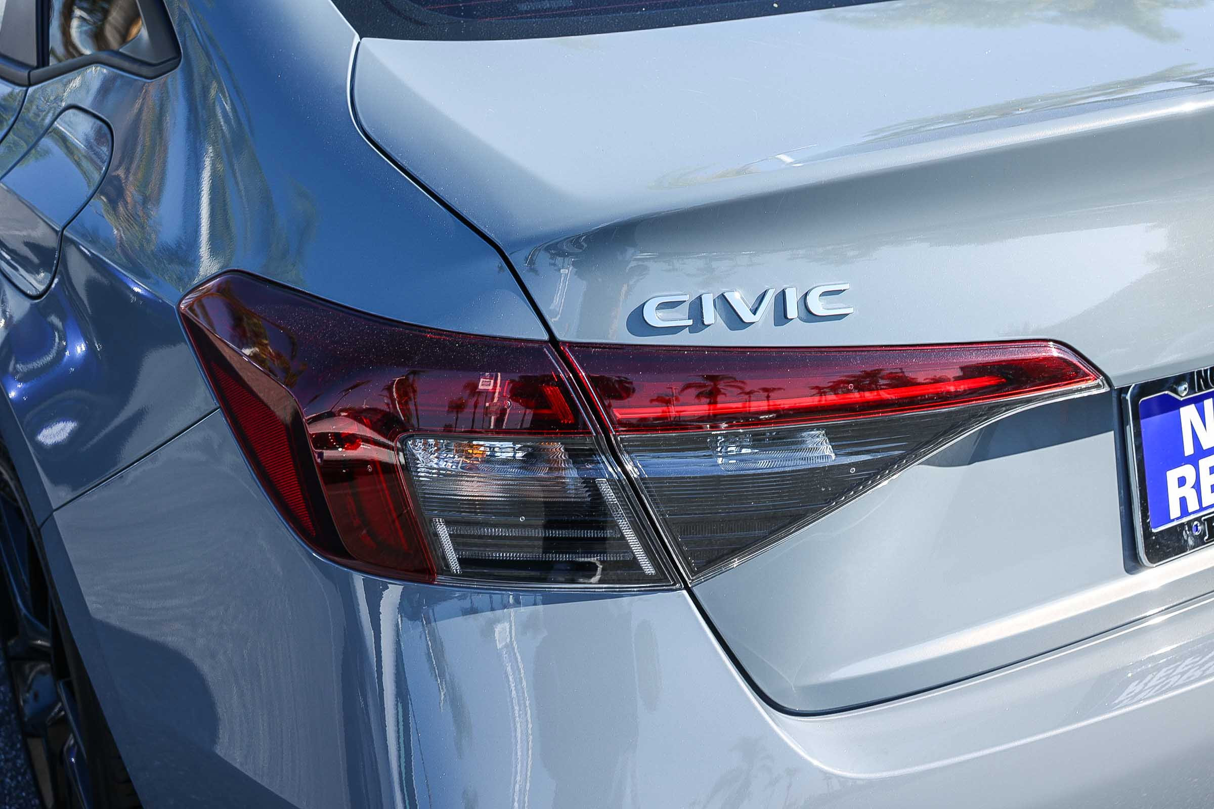 Used 2025 Honda Civic Sport image 8