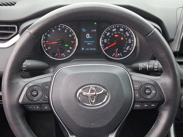 Used 2022 Toyota RAV4 XLE image 18