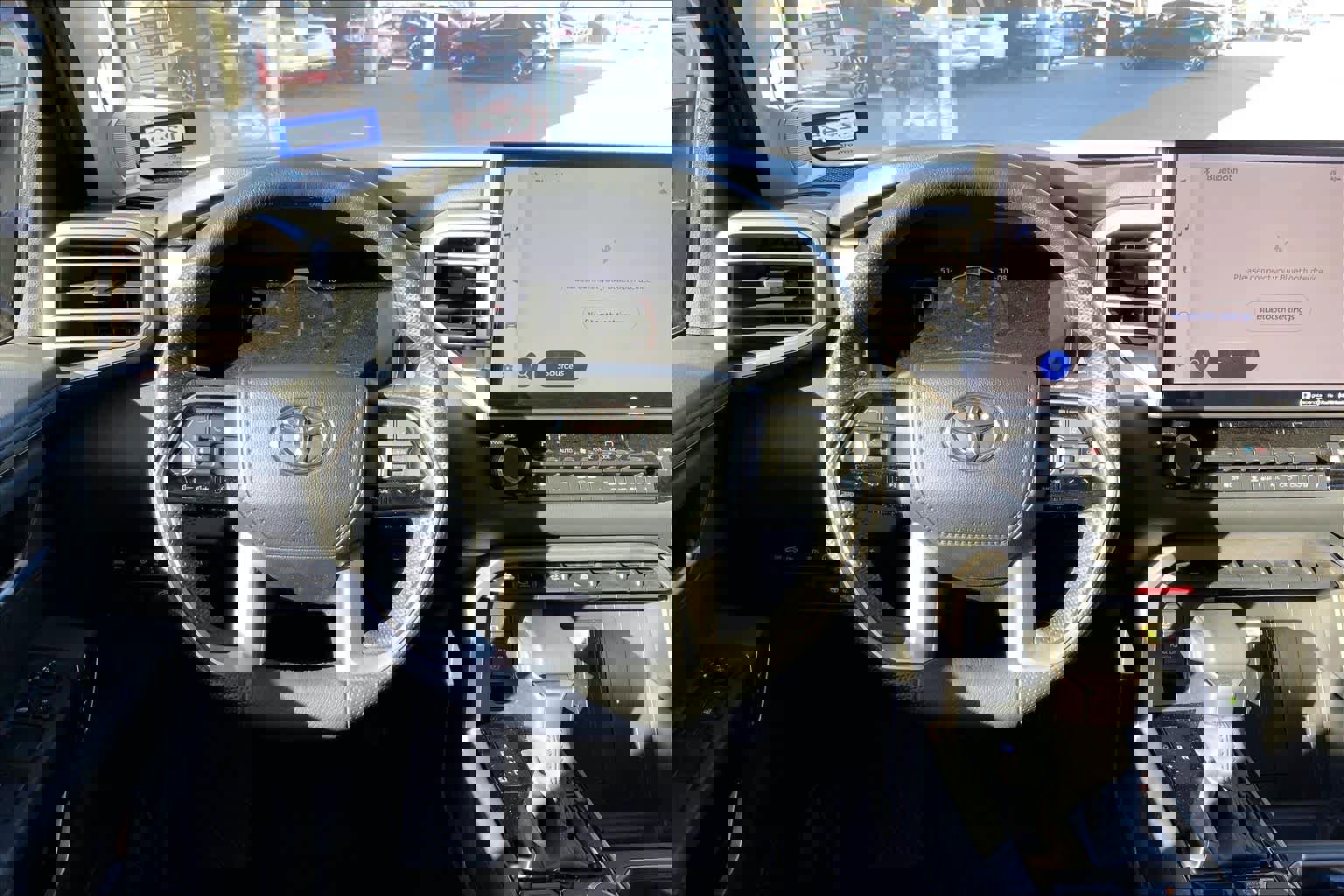 Used 2024 Toyota Tundra Limited image 5