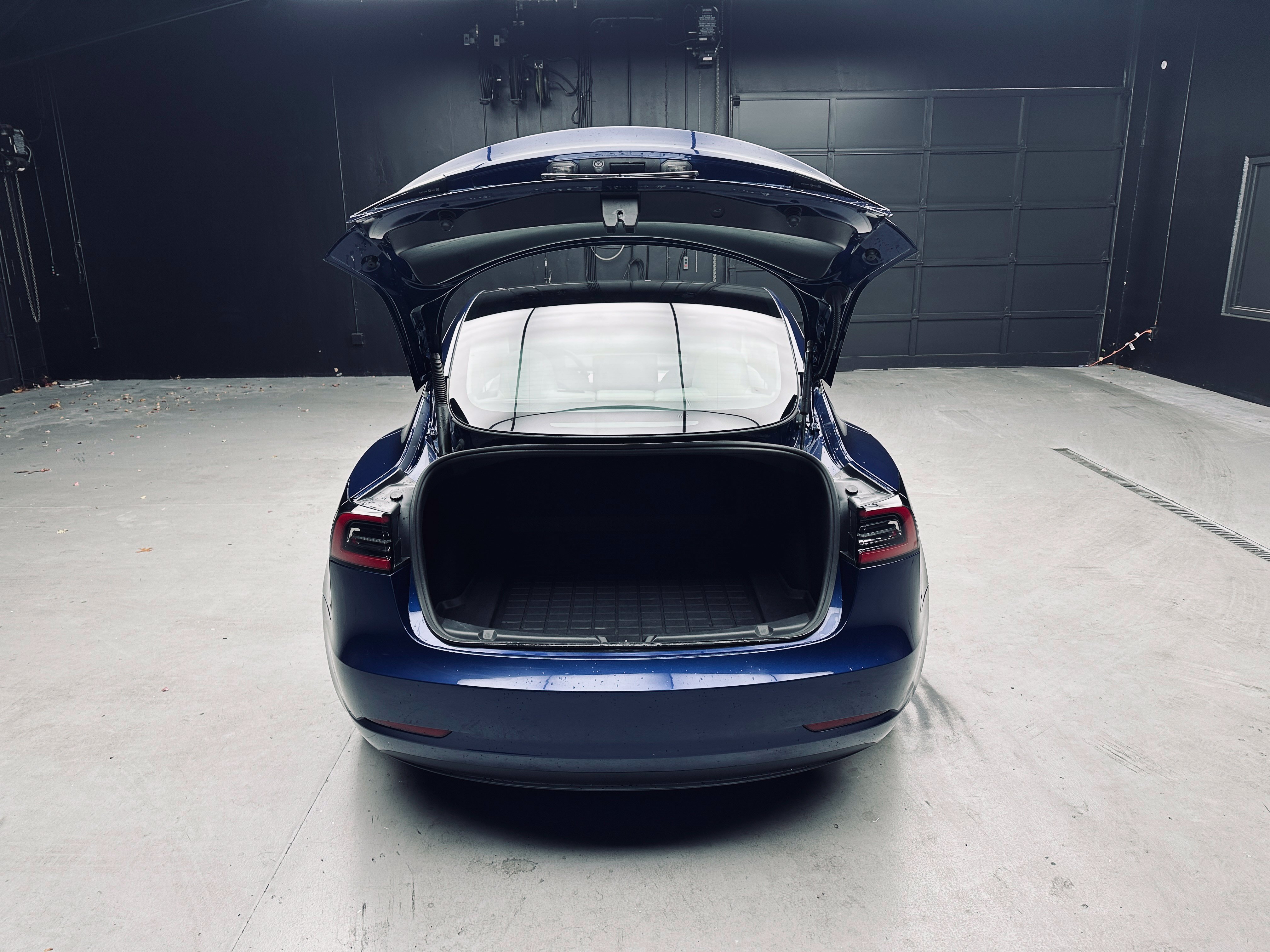 Used 2023 Tesla Model 3 Standard Range RWD image 34