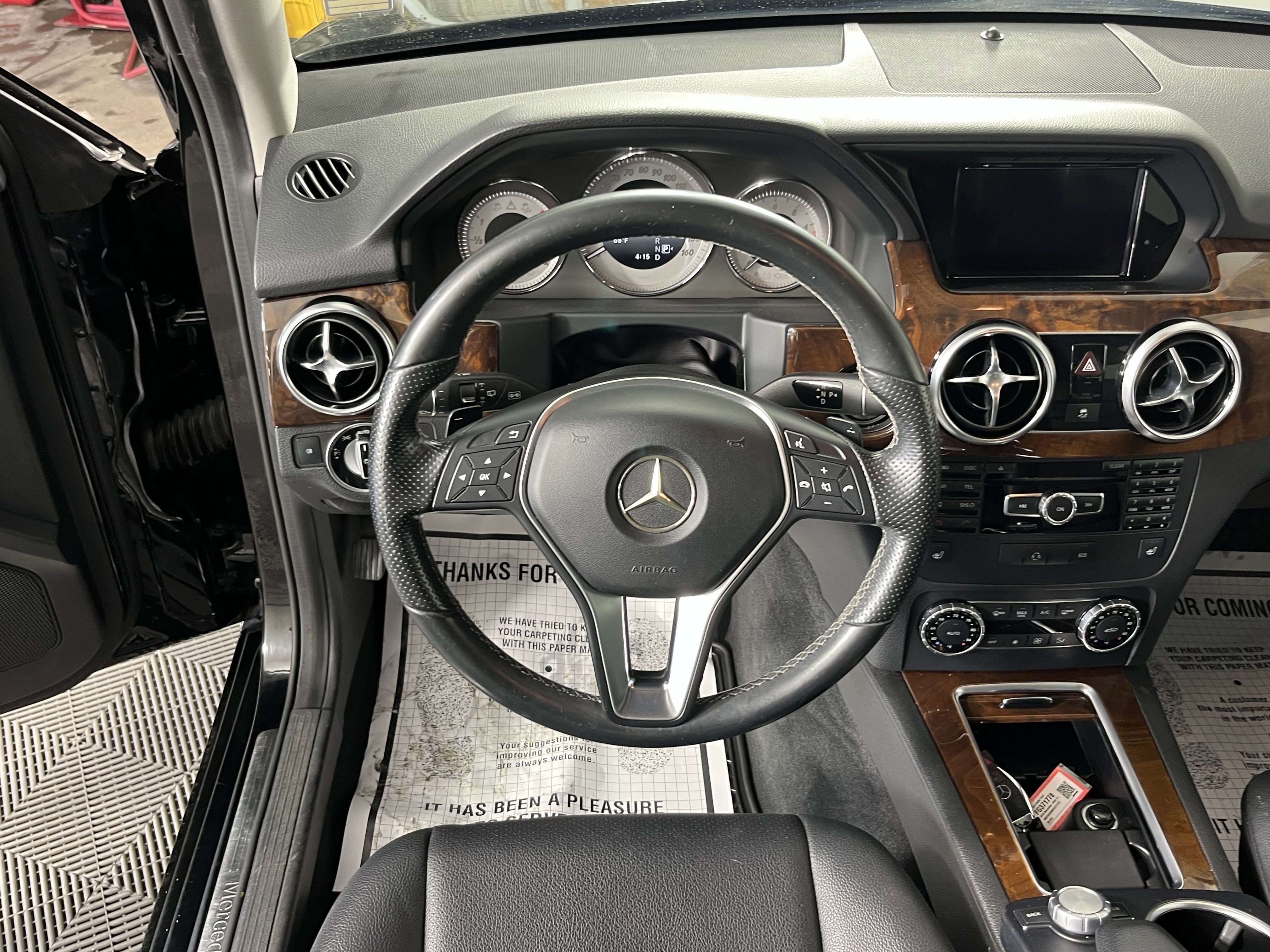Used 2015 Mercedes-Benz GLK 350 4MATIC image 12