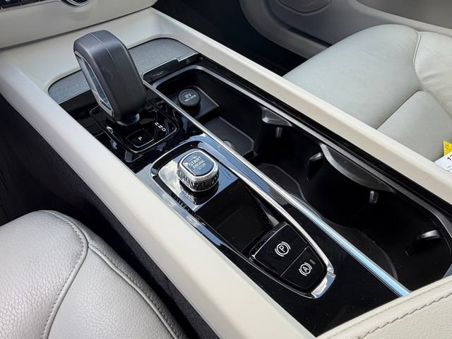 Certified 2024 Volvo S60 B5 Plus w/ Climate Package FWD image 20