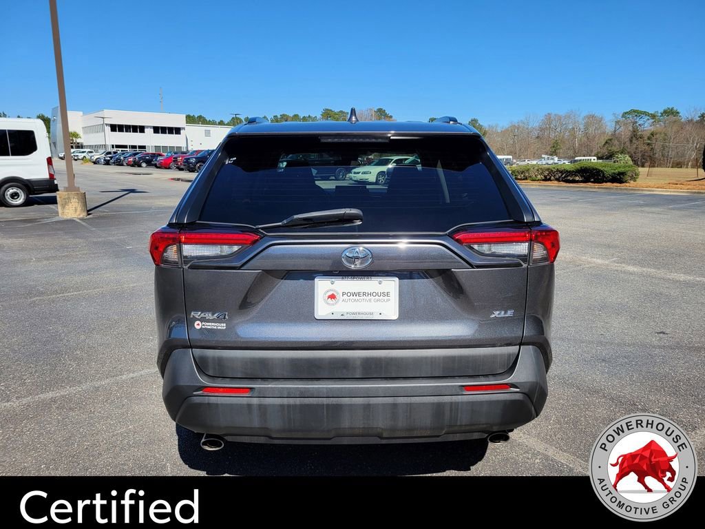 Used 2022 Toyota RAV4 XLE image 5