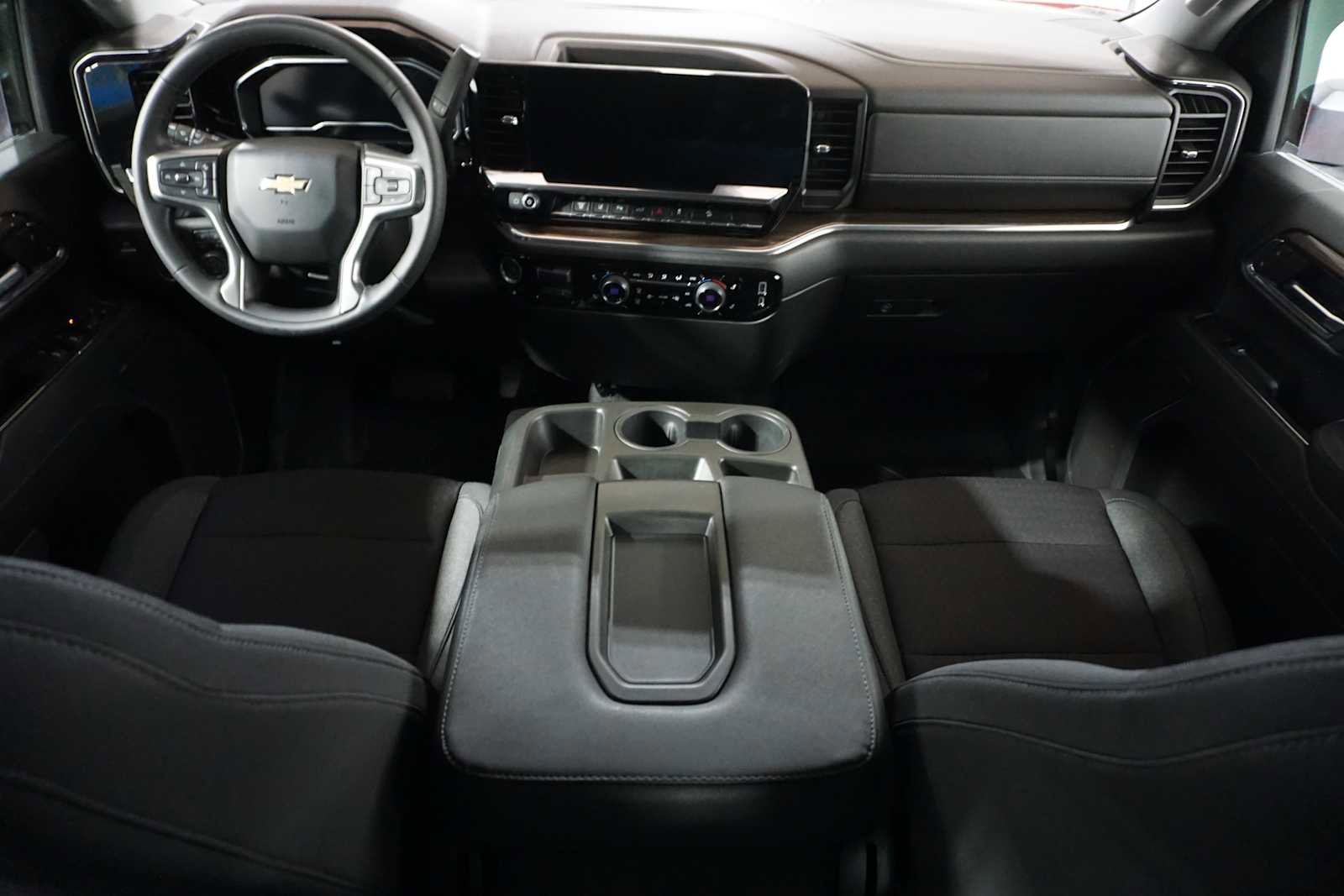 Certified 2024 Chevrolet Silverado 2500 LT w/ All Star Edition image 18