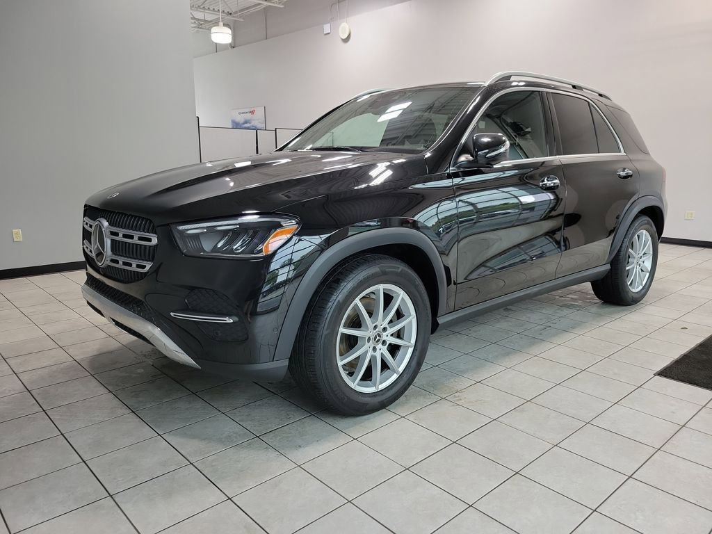 Used 2024 Mercedes-Benz GLE 350 GLE 350 w/ 3rd Row Seat Package image 57