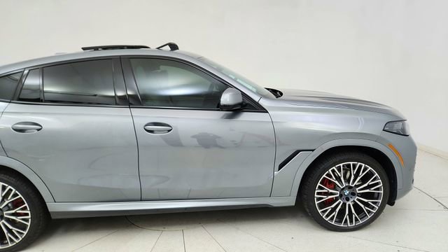Used 2026 BMW X6 xDrive40i w/ Climate Comfort Package image 8