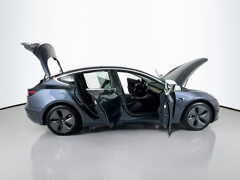 Used 2018 Tesla Model 3 Mid Range RWD image 31