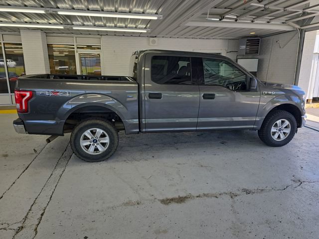 Used 2017 Ford F150 XLT AWD/4WD image 6