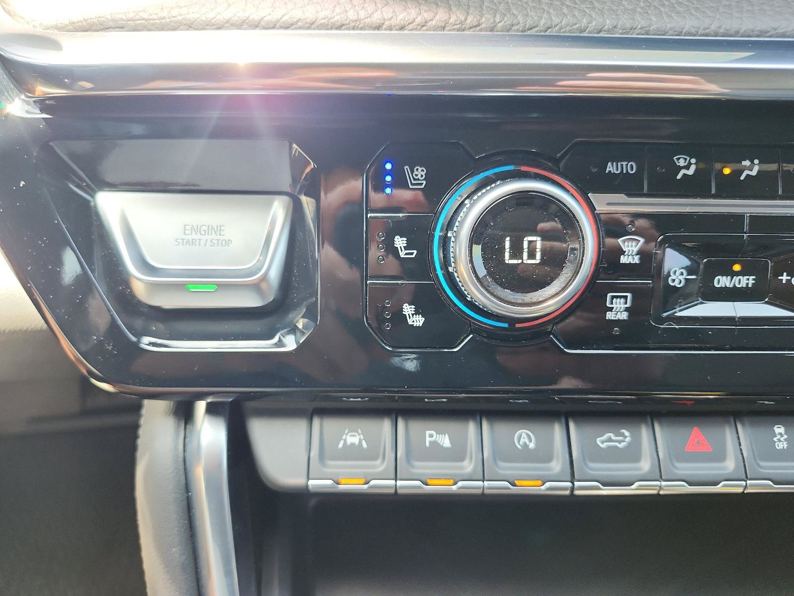 Certified 2024 GMC Sierra 1500 Denali AWD/4WD image 23