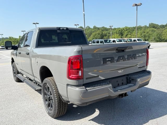 New 2026 RAM 2500 Big Horn AWD/4WD image 4