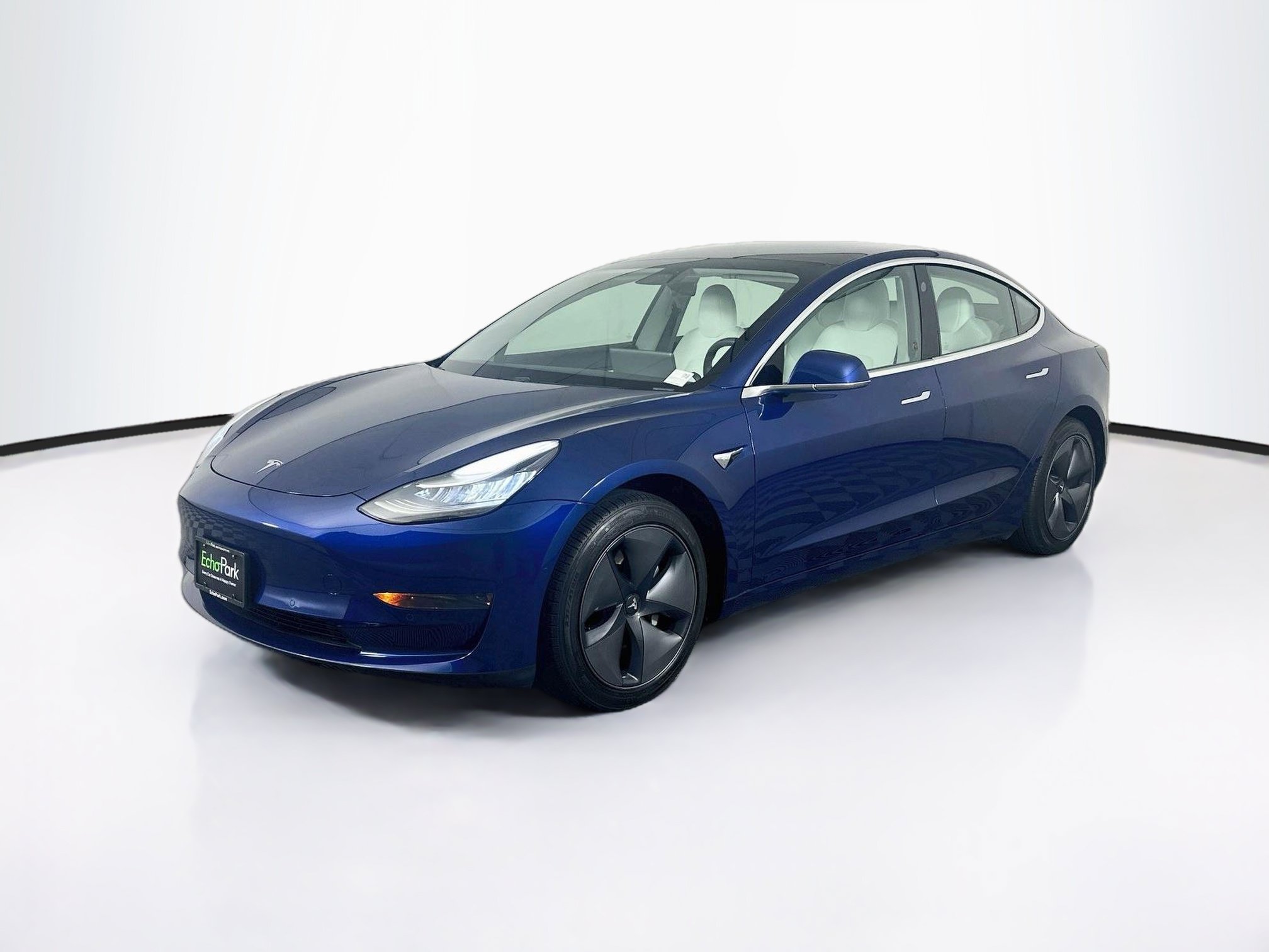 Used 2020 Tesla Model 3 Standard Range Plus RWD image 3