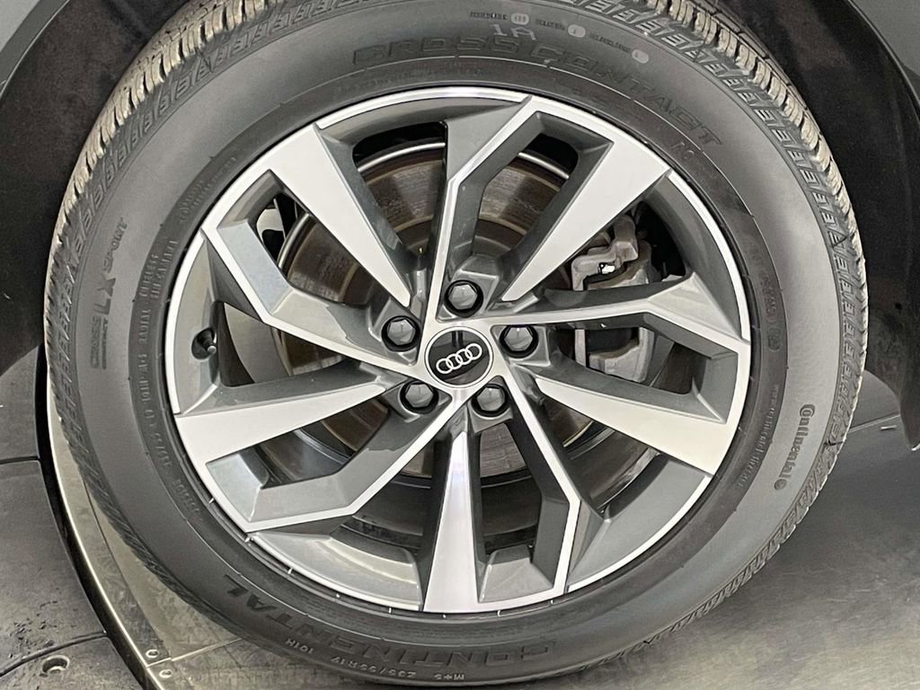 Used 2023 Audi Q5 2.0T Premium Plus w/ Premium Plus Package image 13