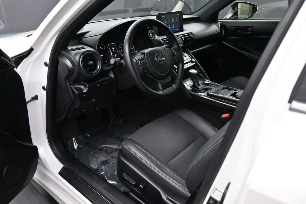 Used 2023 Lexus IS 300 w/ Comfort Package RWD image 2