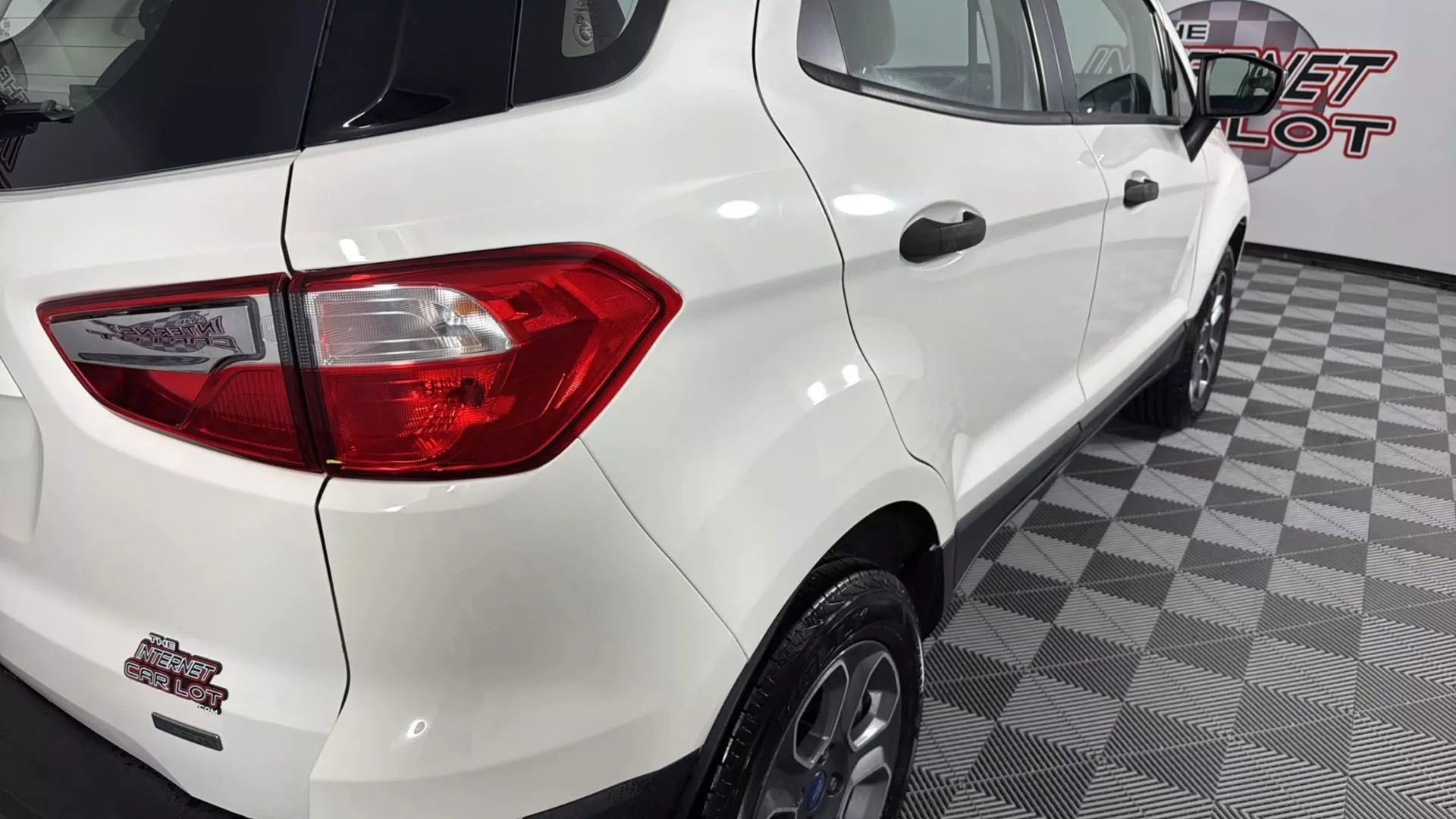 Used 2018 Ford EcoSport S FWD image 21