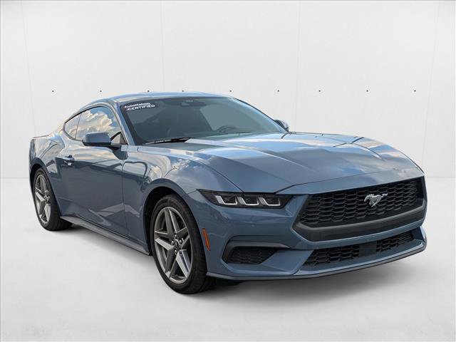Used 2024 Ford Mustang Coupe image 3