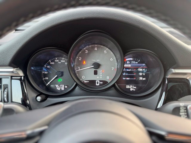 Certified 2022 Porsche Macan S AWD/4WD image 22