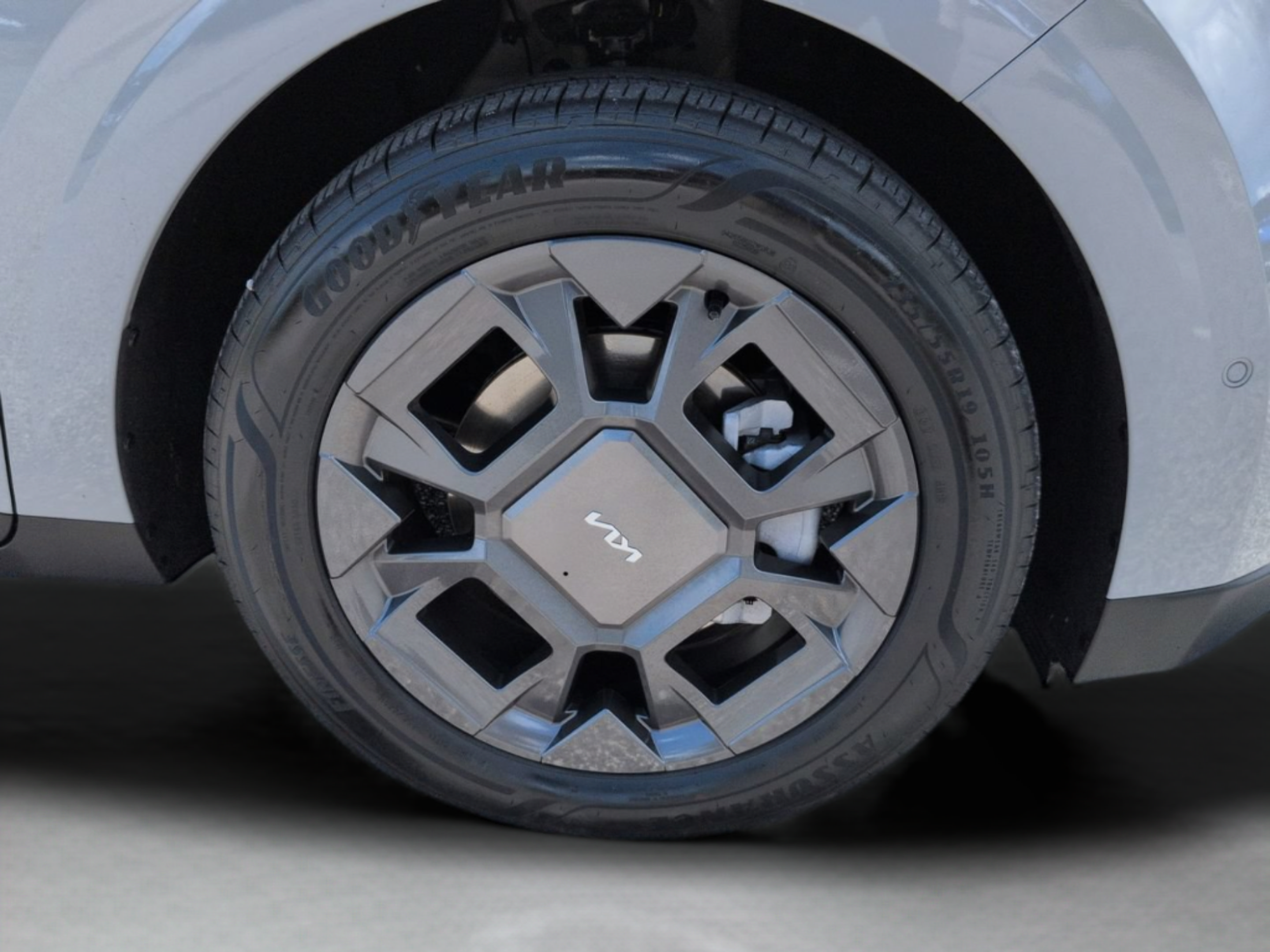 Certified 2026 Kia Carnival SX FWD image 13