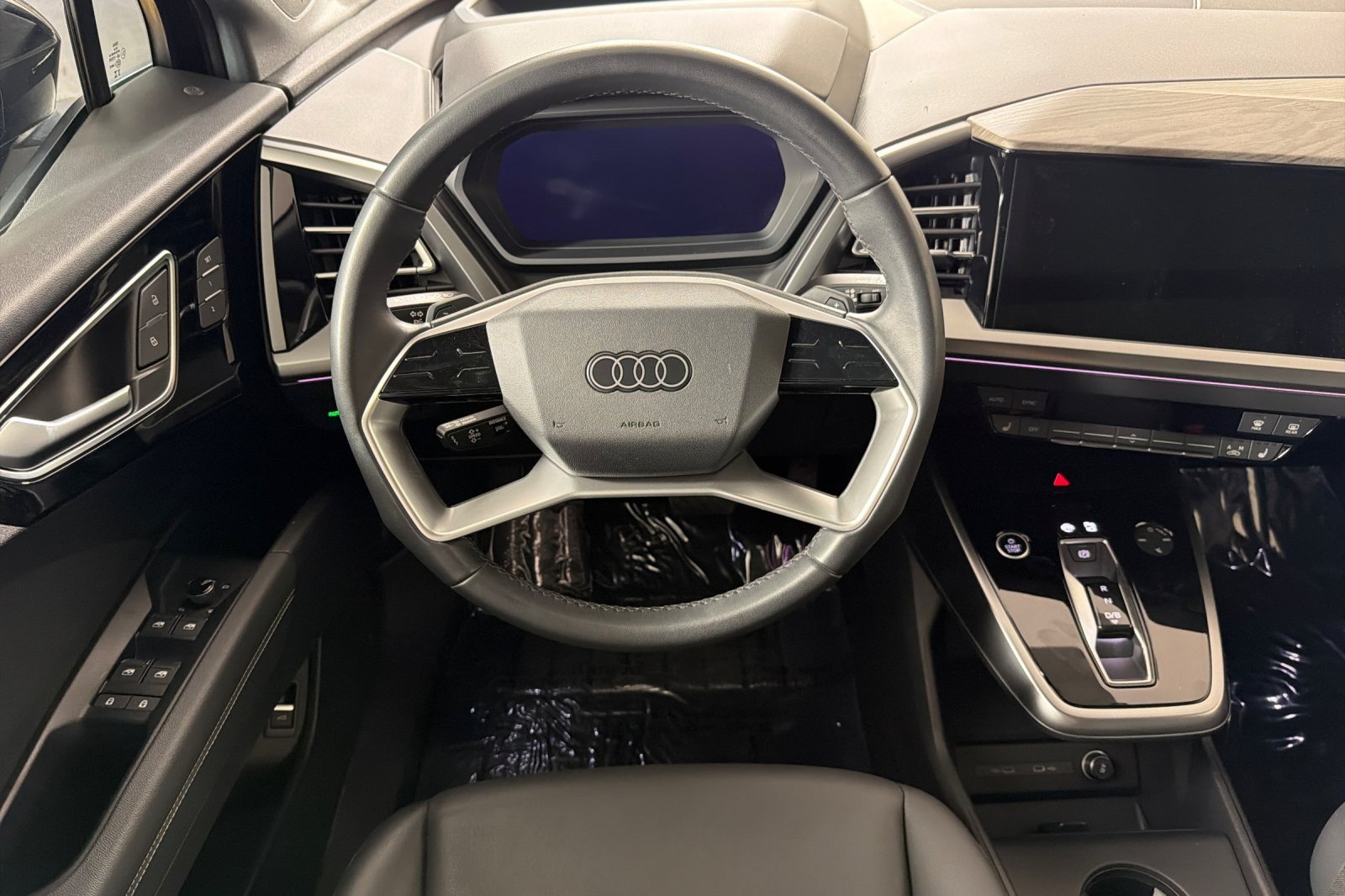 Certified 2023 Audi Q4 e-tron Prestige w/ Black Optic Package AWD/4WD image 13