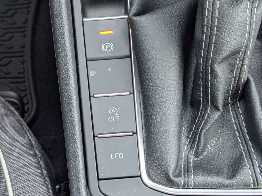 Certified 2026 Volkswagen Jetta Sport FWD image 39