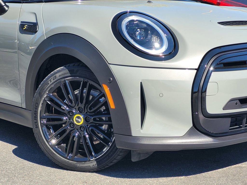 Used 2022 MINI Cooper SE image 4