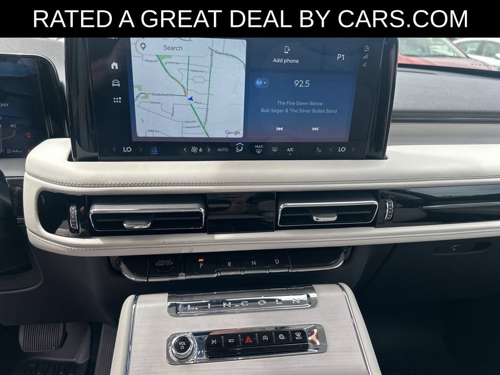 Used 2025 Lincoln Aviator Reserve w/ Equipment Group 201A AWD/4WD image 16