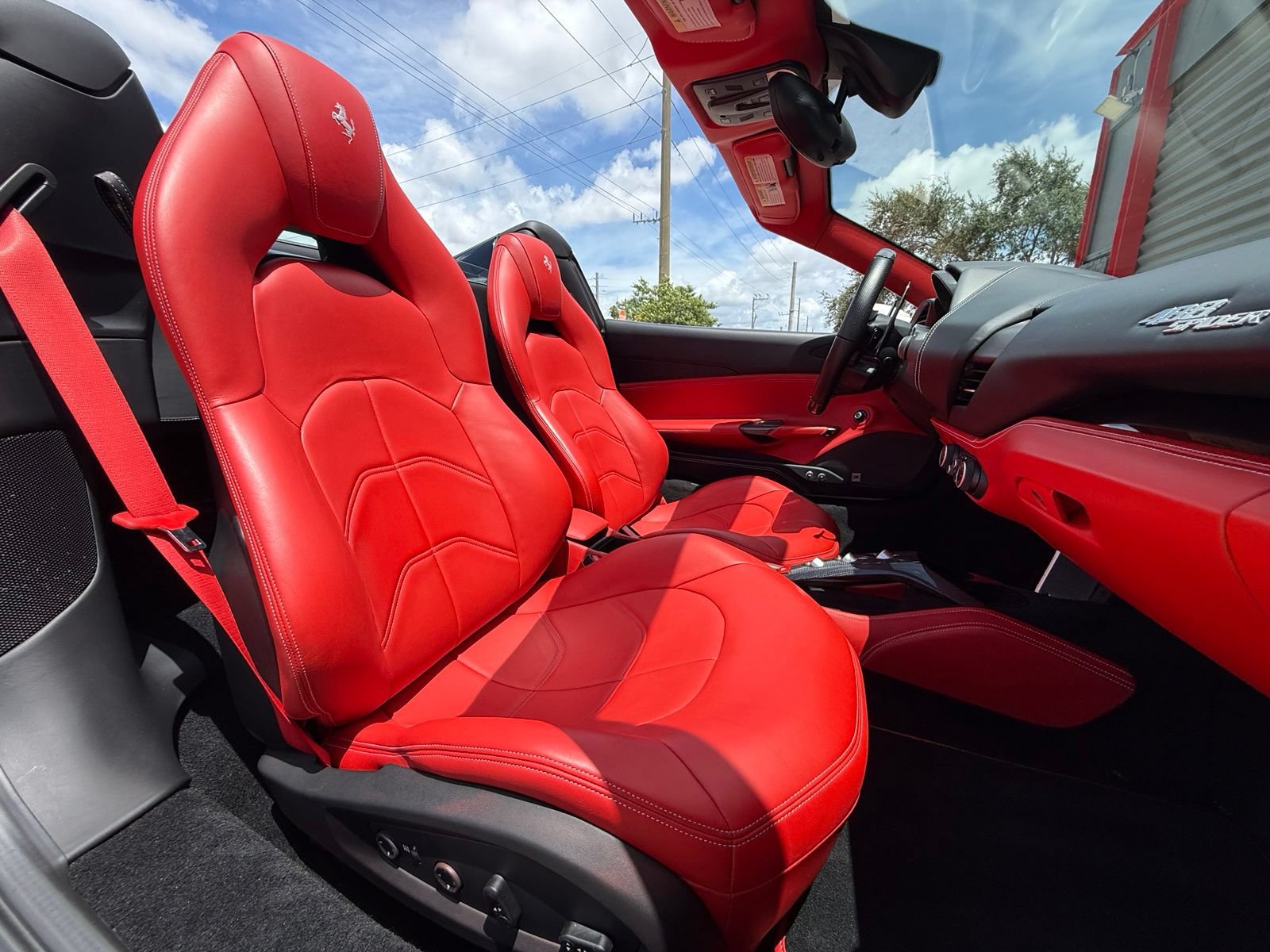 Used 2018 Ferrari 488 Spider RWD image 25