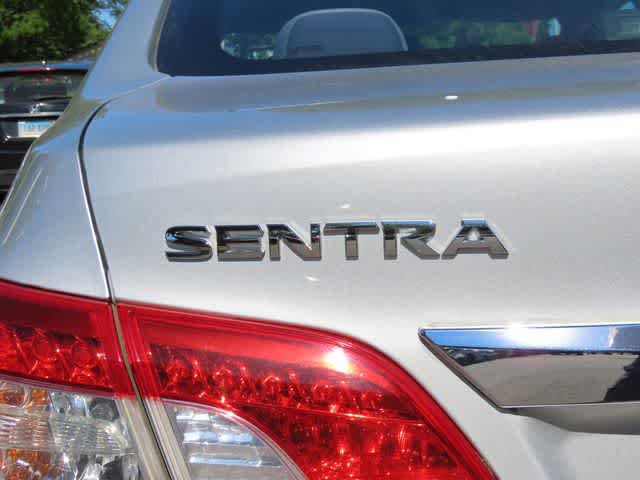 Used 2013 Nissan Sentra SV FWD image 7