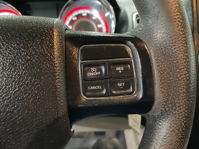 Used 2015 RAM C/V Tradesman FWD image 12