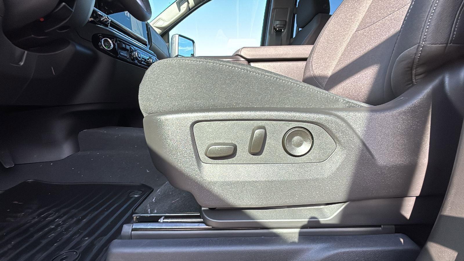 New 2026 GMC Sierra 2500 SLE w/ SLE Value Package; image 25