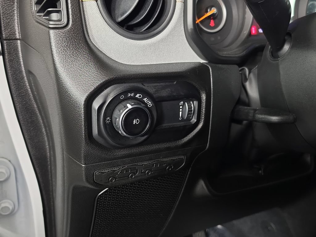 Used 2024 Jeep Wrangler Unlimited Sport AWD/4WD image 13