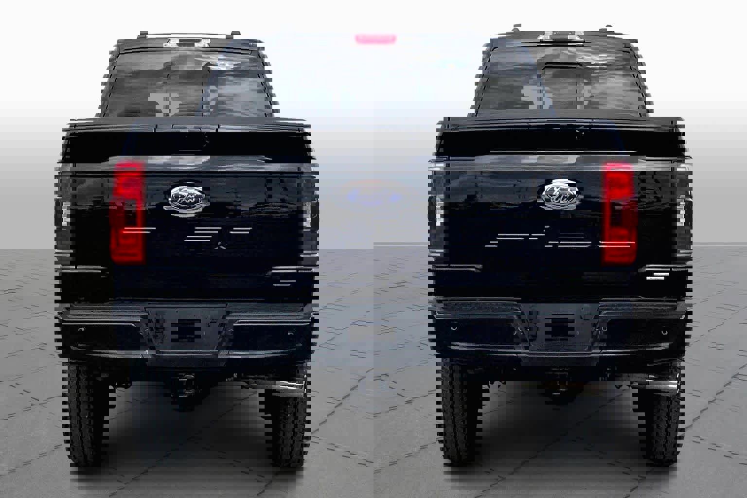 Used 2023 Ford F150 XLT w/ Equipment Group 302A High image 5