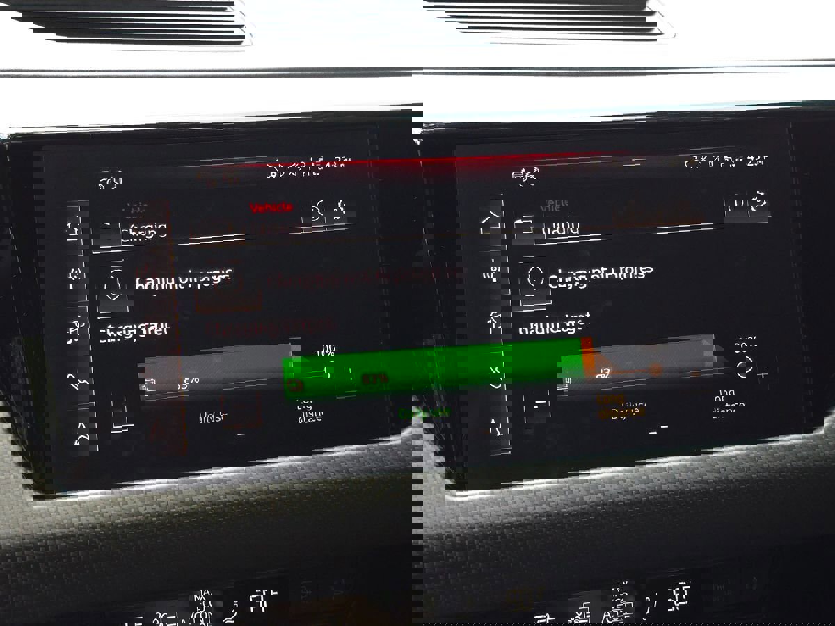 Used 2024 Audi e-tron GT Premium Plus w/ Performance Package image 38