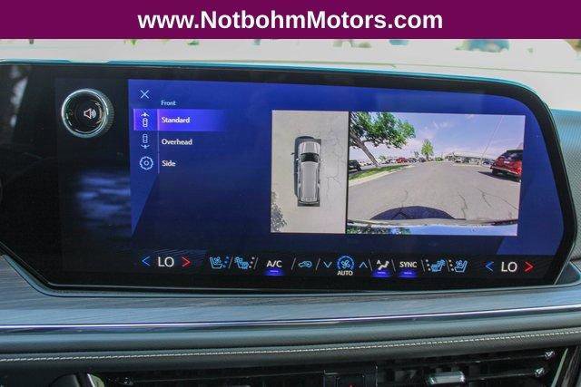 New 2025 Chevrolet Suburban Premier image 19