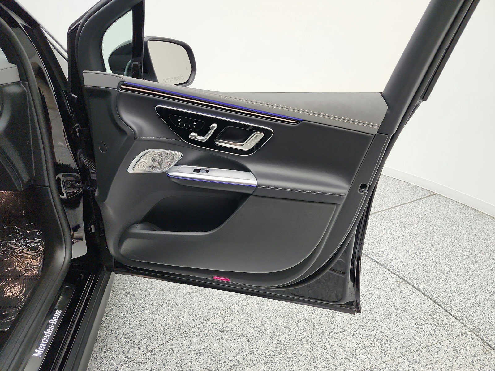 Certified 2026 Mercedes-Benz EQE 320 4MATIC SUV image 20