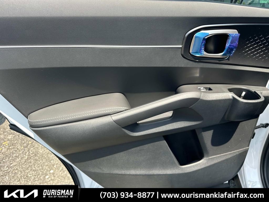 New 2025 Kia Sorento S image 26