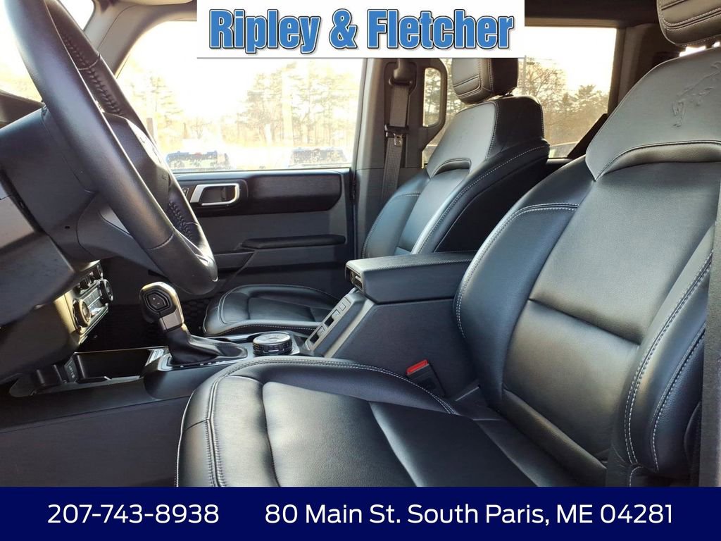 Used 2025 Ford Bronco Outer Banks image 14