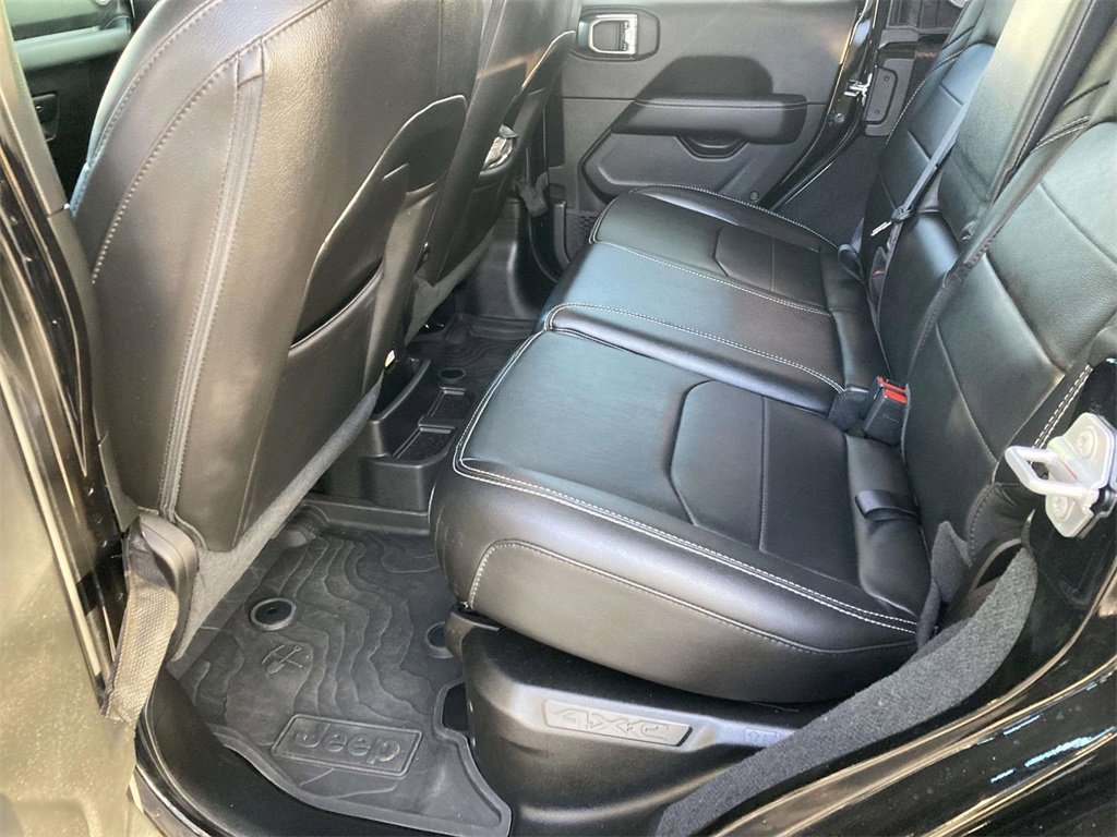 Used 2023 Jeep Wrangler Unlimited Sahara w/ Cold Weather Group image 9