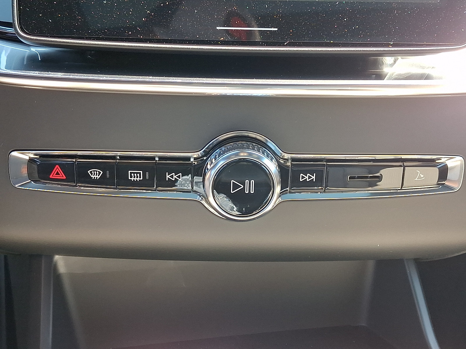 New 2027 Volvo XC90 B6 Ultra AWD/4WD image 13