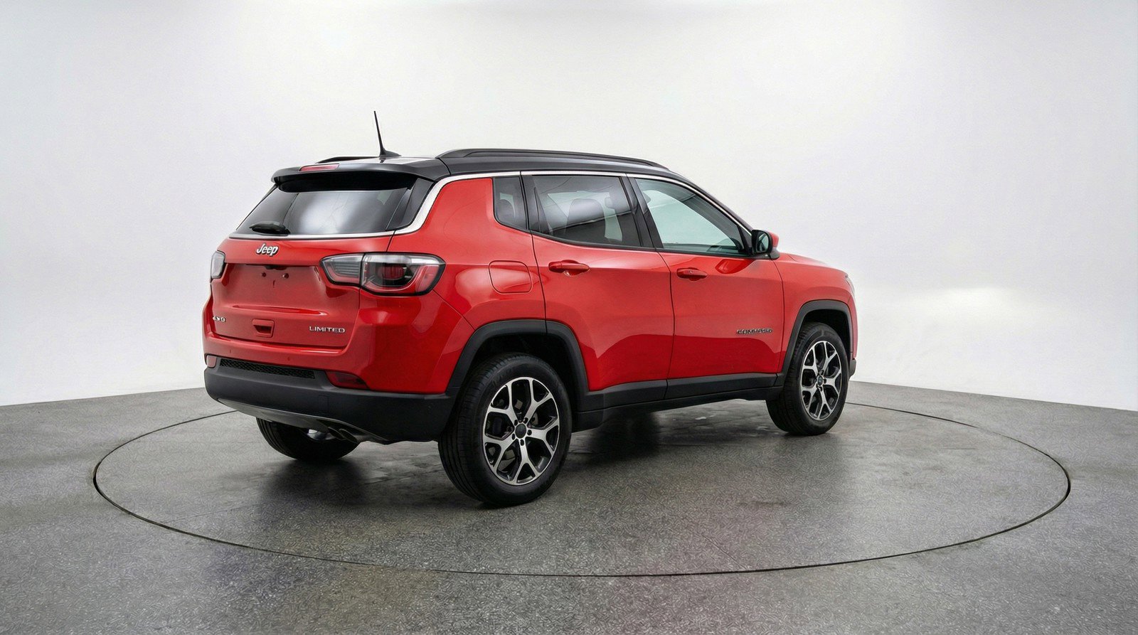 Used 2025 Jeep Compass Limited image 7